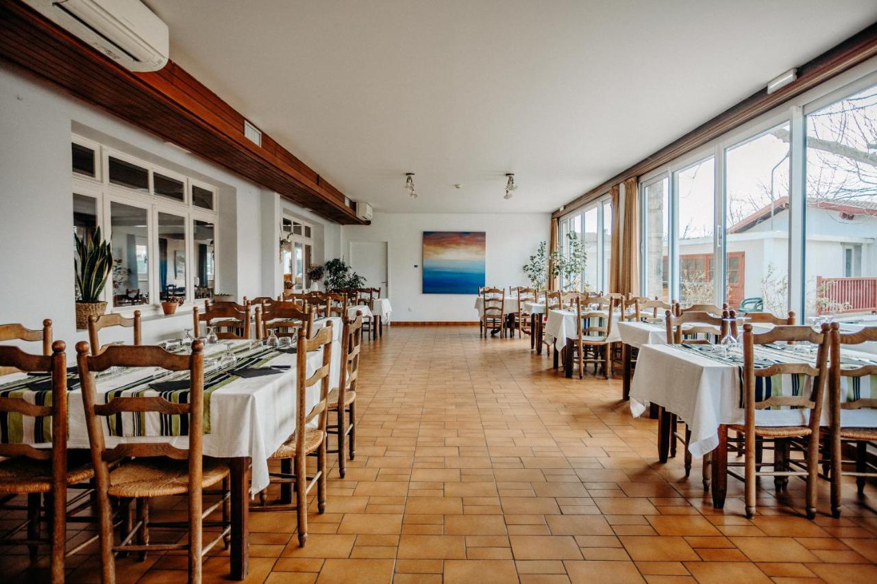 Logis Hotel Restaurant Espelletenia Larceveau-Arros-Cibits Exteriör bild
