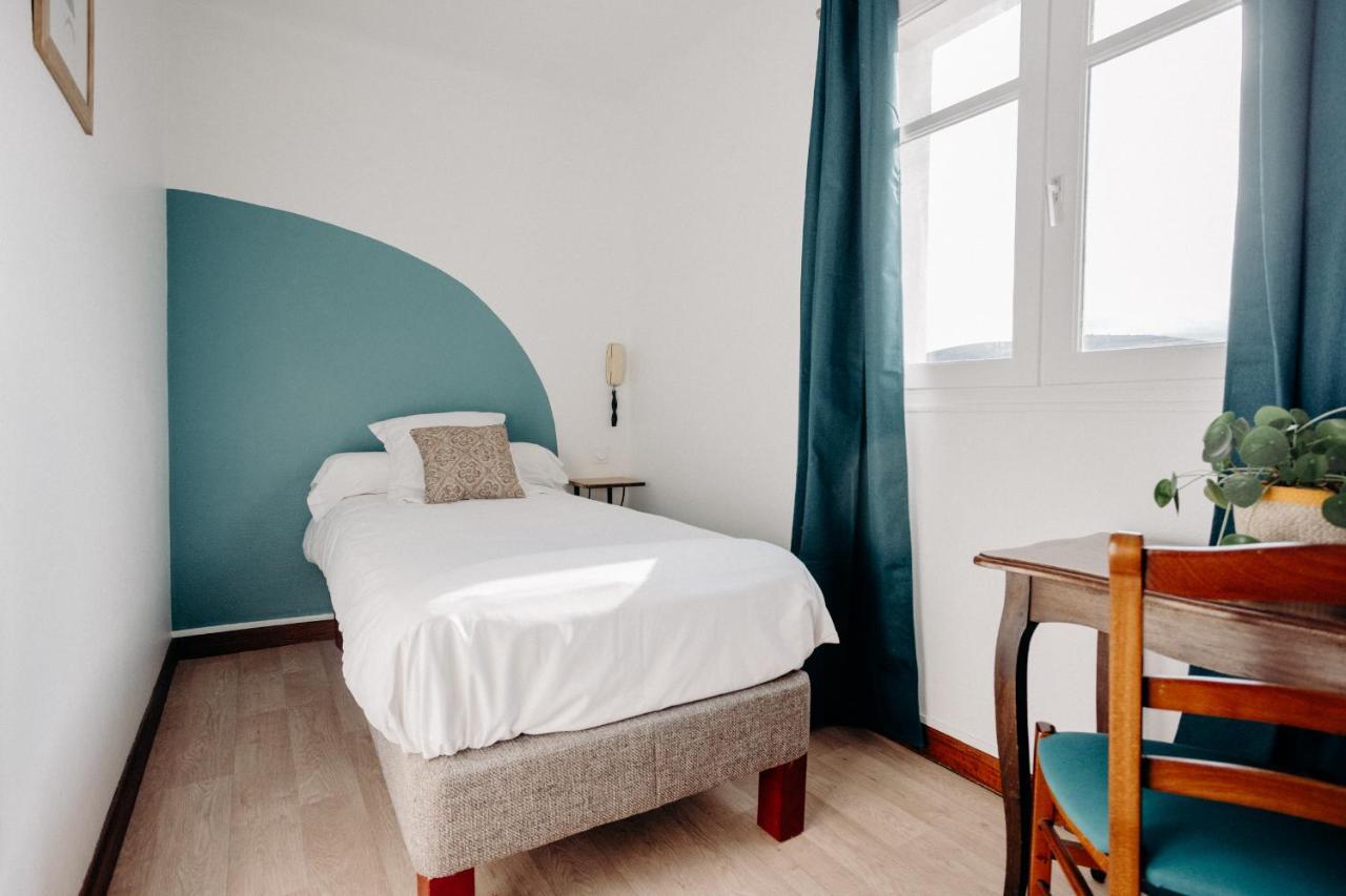 Logis Hotel Restaurant Espelletenia Larceveau-Arros-Cibits Exteriör bild
