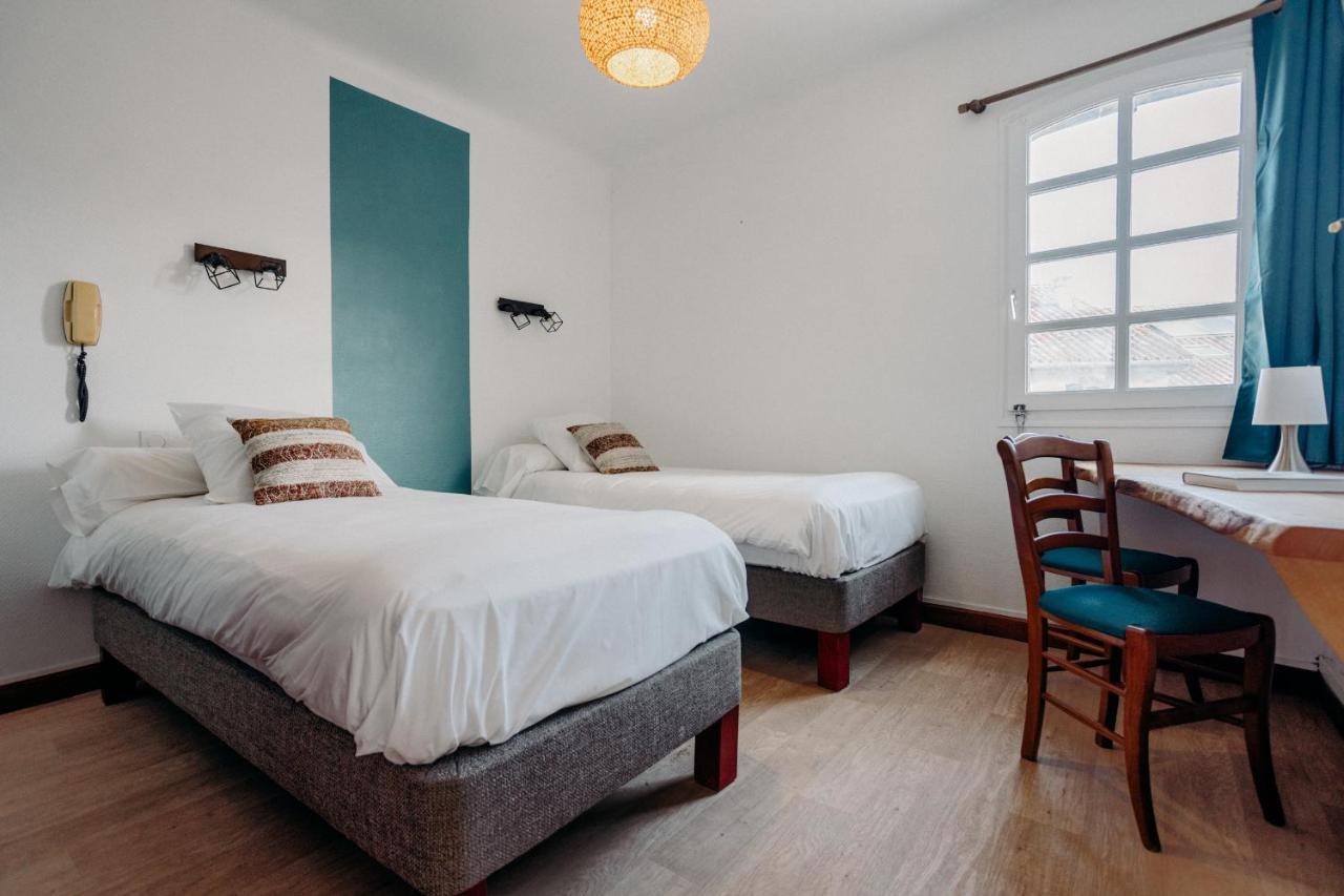 Logis Hotel Restaurant Espelletenia Larceveau-Arros-Cibits Exteriör bild