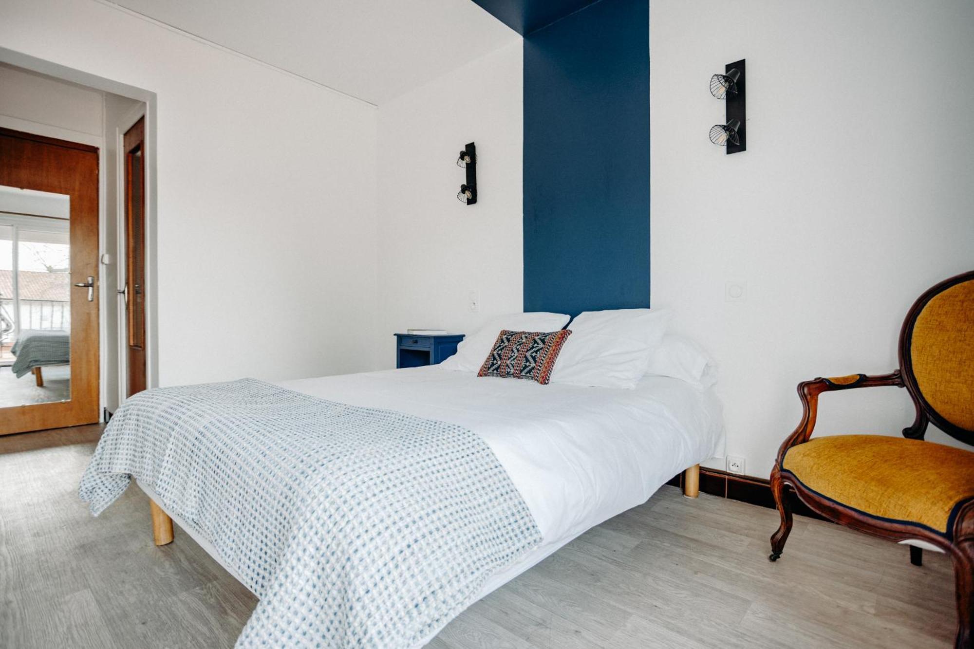 Logis Hotel Restaurant Espelletenia Larceveau-Arros-Cibits Exteriör bild