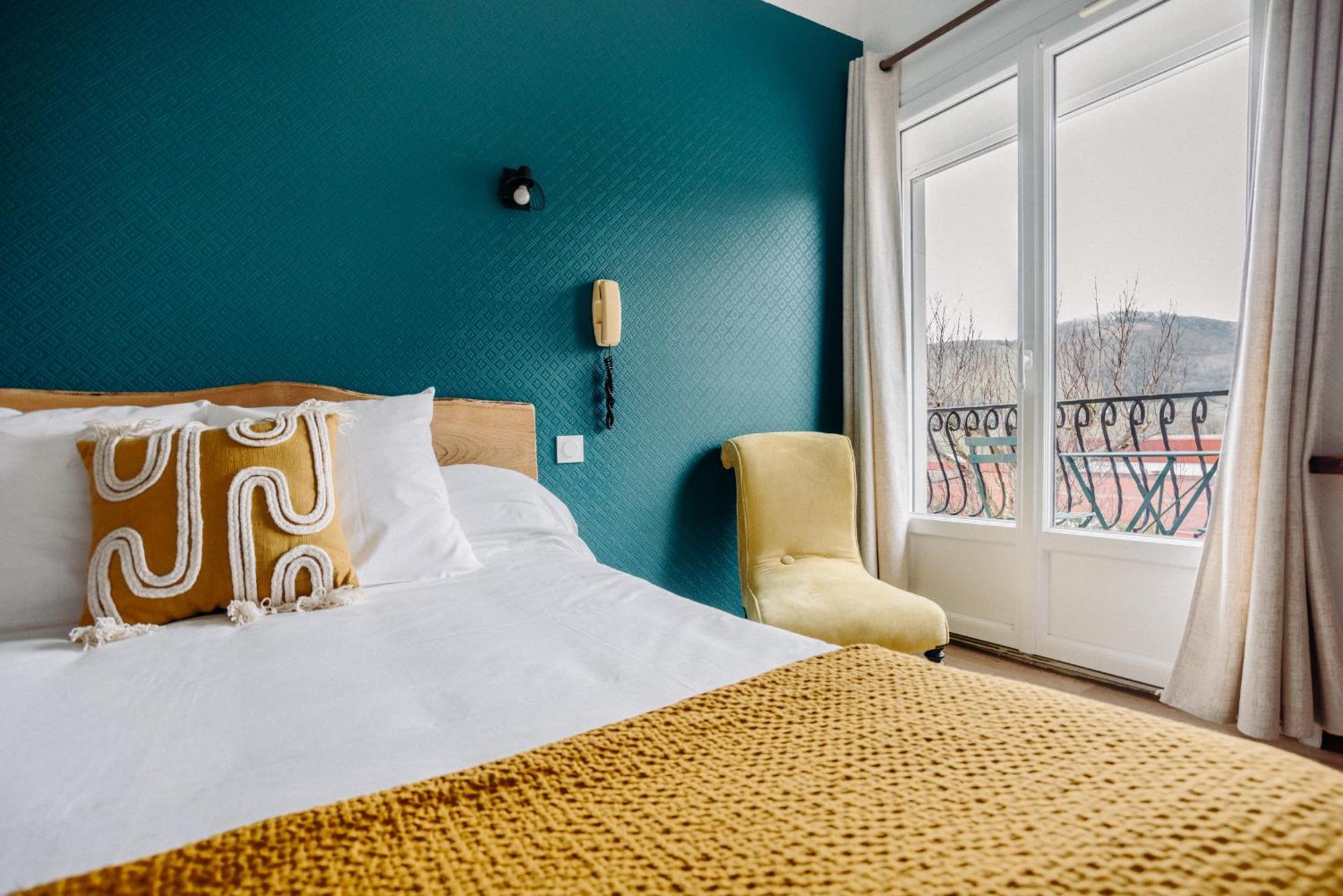 Logis Hotel Restaurant Espelletenia Larceveau-Arros-Cibits Exteriör bild